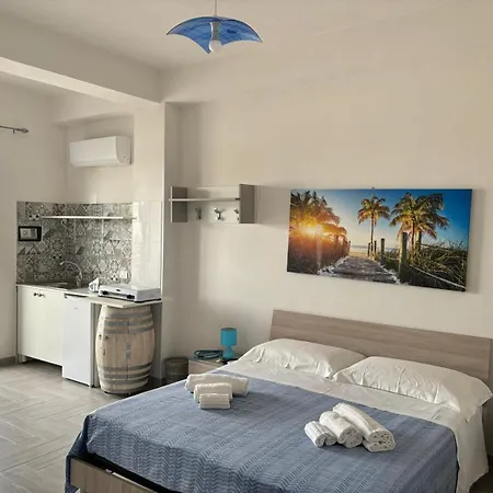 Holiday home Casa Vacanze-le Stanze Di Eolo